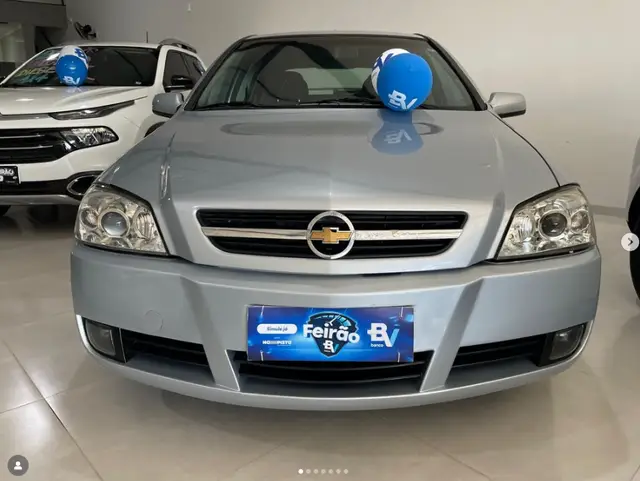 Carro Chevrolet Astra Hatch 2008 Advantage 2.0 (Flex)