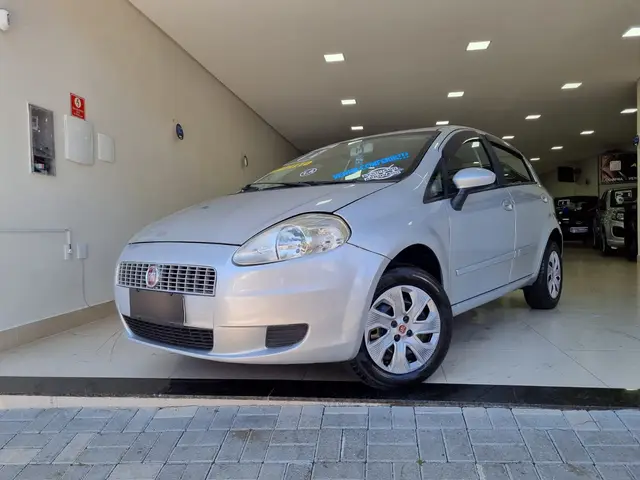 Carro Fiat Punto 2011 Attractive 1.4 (Flex)