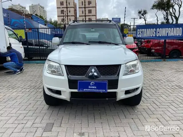 Carro Mitsubishi Pajero TR4 2013 2.0 16V 4X4 (Flex) (Aut)