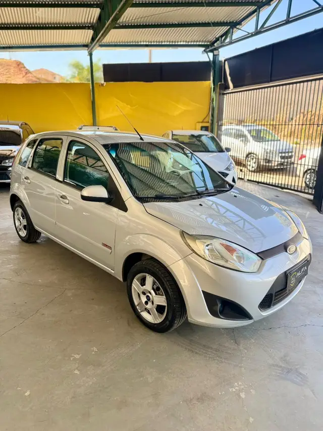 Carro Ford Fiesta Hatch 2013 SE Rocam 1.6 (Flex)