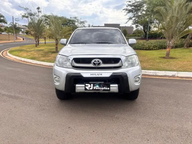 Carro Toyota Hilux Cabine Dupla 2010 Hilux 2.7 SR CD 4x2 (Flex) (Aut)