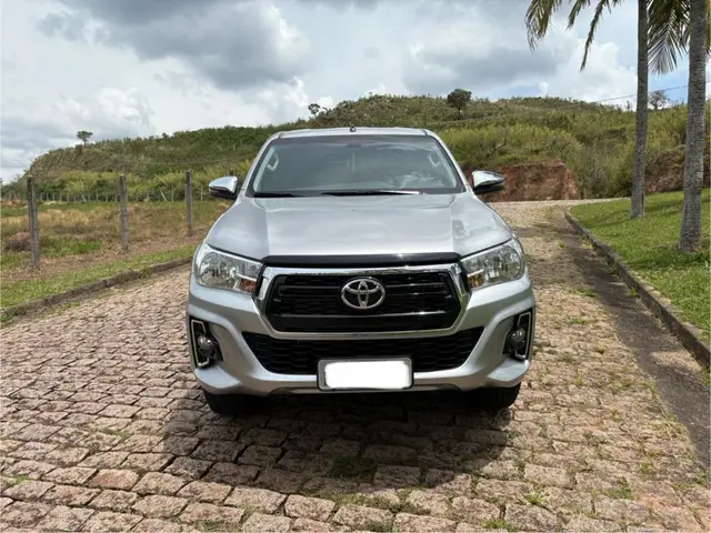 Carro Toyota Hilux Cabine Dupla 2019 Hilux 2.8 TDI SRV CD 4x4 (Aut)
