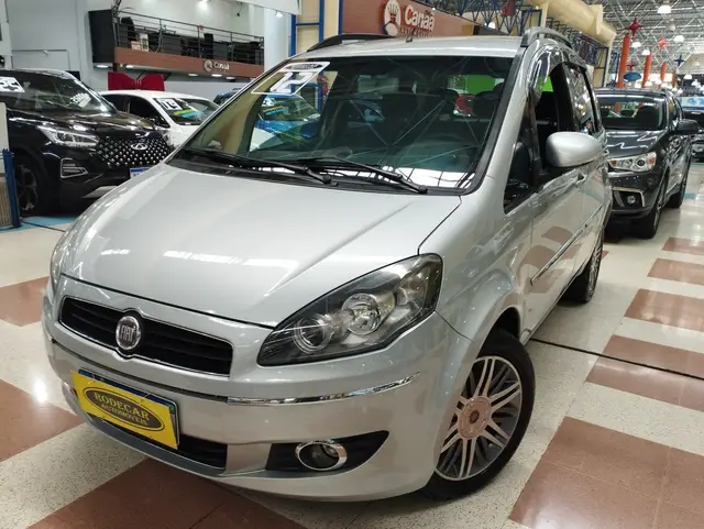 Carro Fiat Idea 2012 Essence 1.6 16V E.TorQ (Flex)