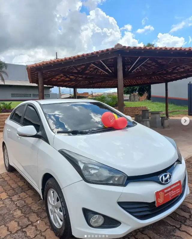 Carro Hyundai HB20 2015 1.6 Comfort Plus (Flex)