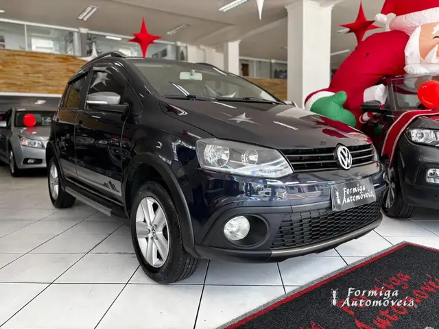 Carro Volkswagen CrossFox 2012 1.6 VHT (Flex)