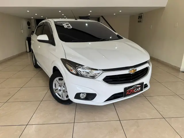 Carro Chevrolet Onix 2018 1.4 LTZ SPE/4 (Aut)