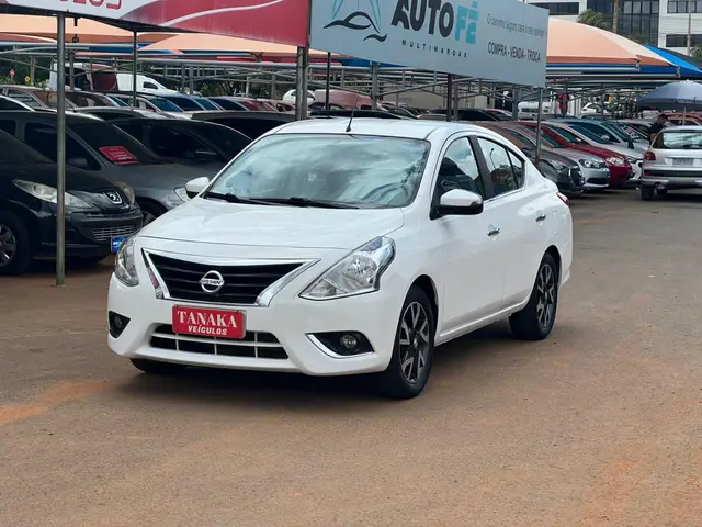 Carro Nissan Versa 2017 1.6 16V SL FlexStart CVT (Flex)