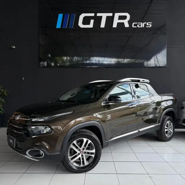 Carro Fiat Toro 2017 Volcano 2.0 diesel AT9 4x4