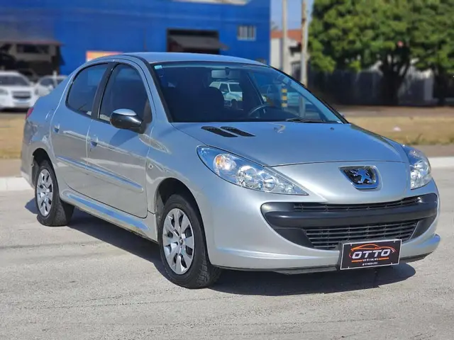 Carro Peugeot 207 Sedan 2010 207 Passion XR Sport 1.4 8V (flex)