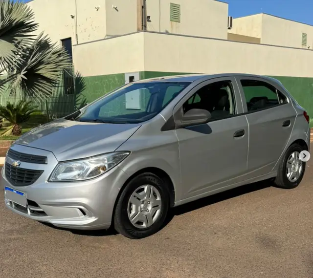 Carro Chevrolet Onix 2018 1.0 Joy SPE/4