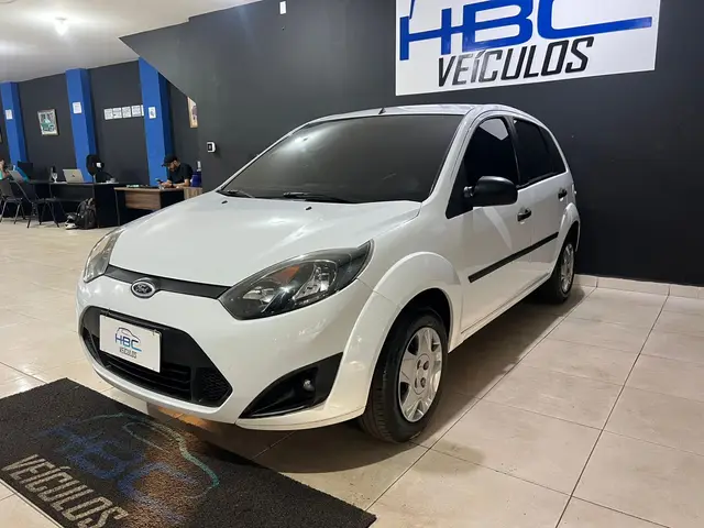 Carro Ford Fiesta Hatch 2013 Rocam 1.0 (Flex)