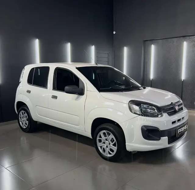 Carro Fiat Uno 2020 Attractive 1.0 8V (Flex) 4p