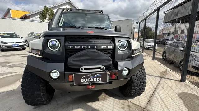 Carro Troller T4 2017 3.2 Diesel Bold 4x4