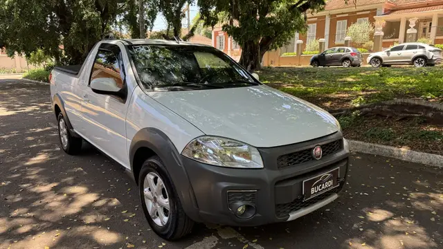 Carro Fiat Strada 2020 1.4 CS Freedom