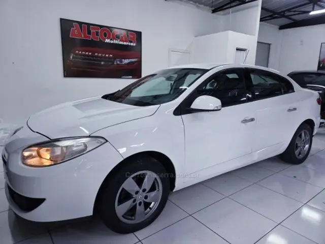 Carro Renault Fluence 2012 2.0 16V Dynamique (Flex)