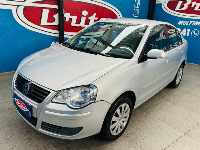 Carro Volkswagen Polo Sedan 2012 1.6 8V (Flex)