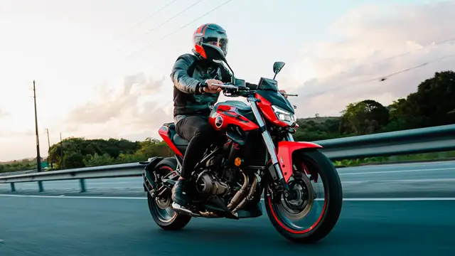 Moto Shineray SBM 400S 2026 ABS