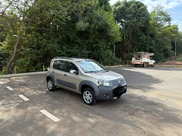 Carro Fiat Uno 2013 Way 1.0 8V (Flex) 4p