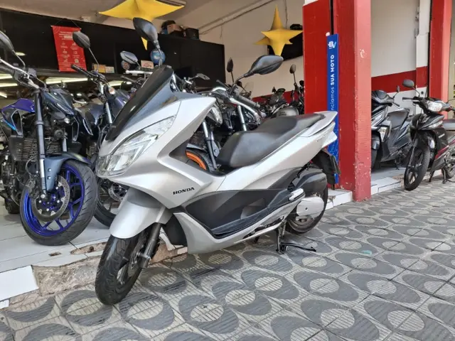Moto Honda PCX 150 2017 DLX