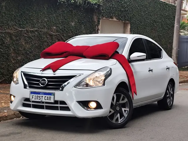 Carro Nissan Versa 2016 1.6 16V Unique (Flex)