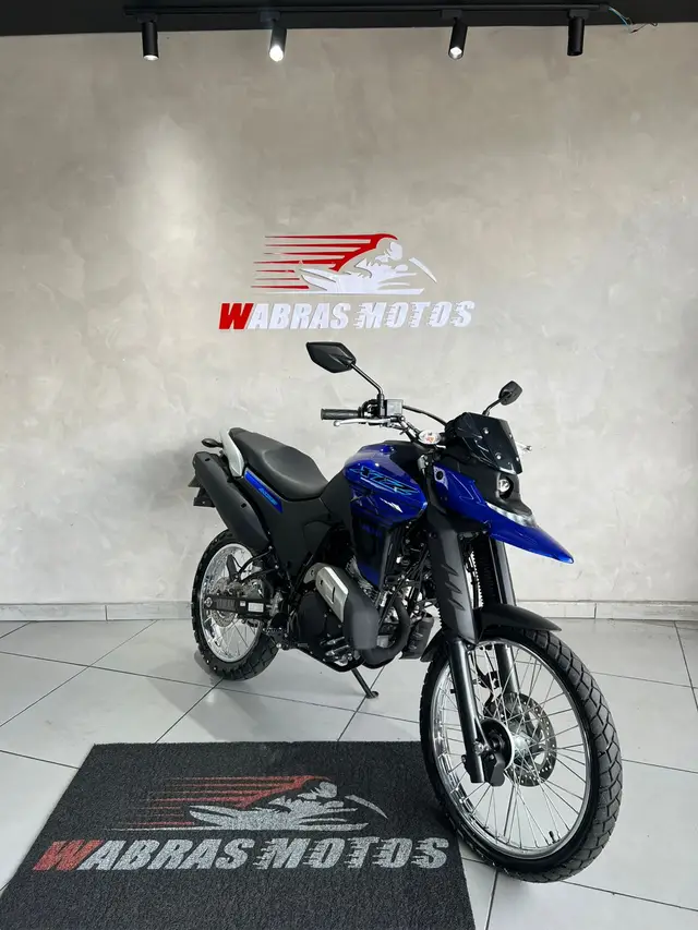 Moto Yamaha XTZ 250 Lander 2025 Connected