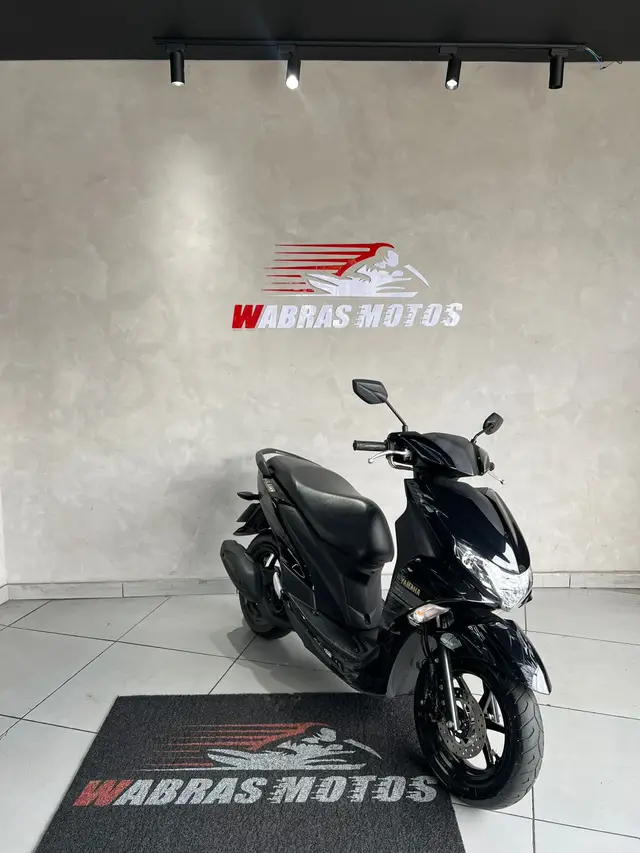 Moto Yamaha Fluo 2023 ABS