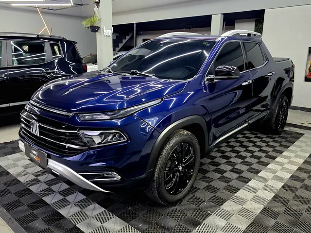 Carro Fiat Toro 2022 Volcano 2.0 TDI 4x4 (Aut)