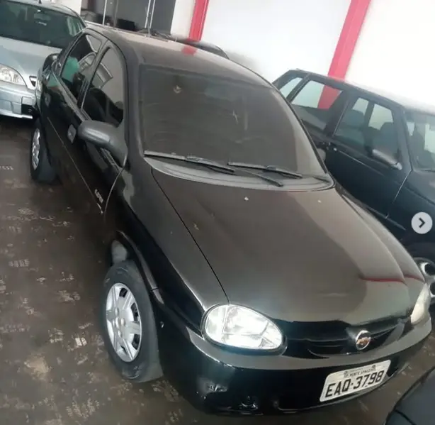 Carro Chevrolet Classic 2008 Corsa Sedan  Life 1.0 VHC (Flex)