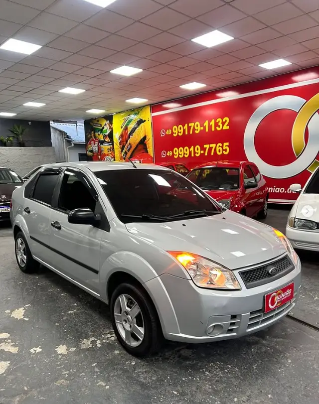 Carro Ford Fiesta Sedan 2009 1.0 (Flex)