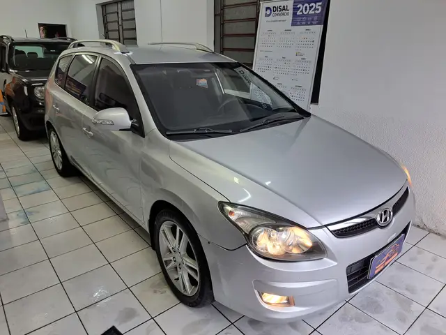 Carro Hyundai i30 CW 2011 2.0i GLS
