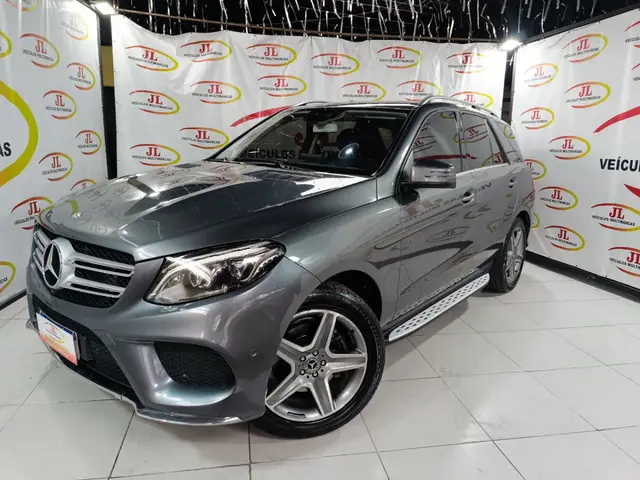 Carro Mercedes-Benz GLE 350d 2017 GLE 350 D Sport 4Matic