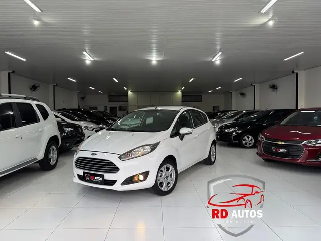 Carro Ford Fiesta Hatch 2016 1.6 (Flex)