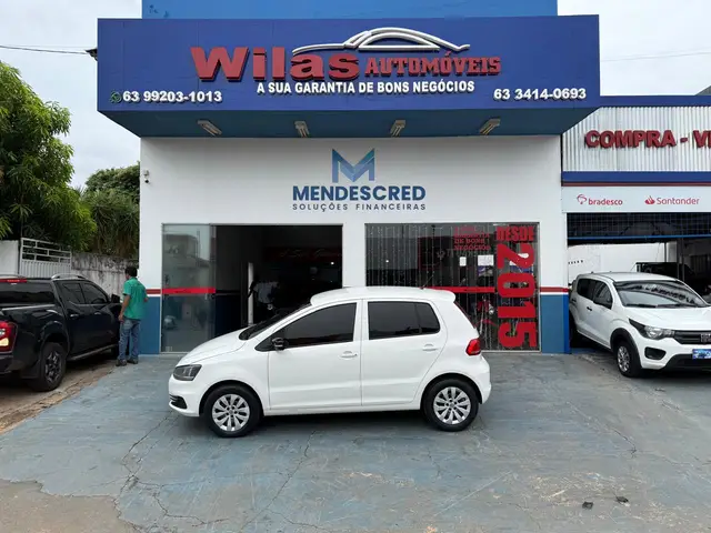 Carro Volkswagen Fox 2017 1.0 MPI Trendline (Flex)