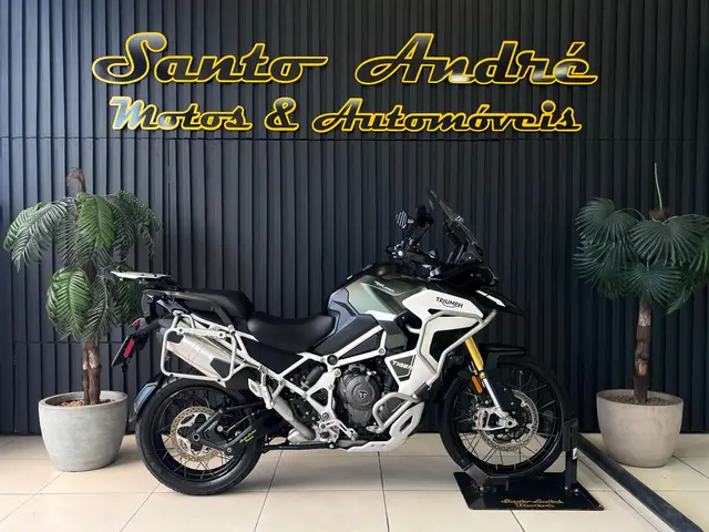 Moto Triumph Tiger 1200 2022 Rally Explorer