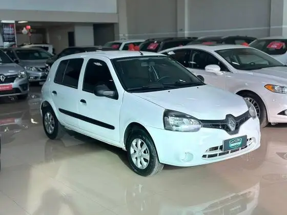 Carro Renault Clio 2014 Hatch. RN 1.0 16V