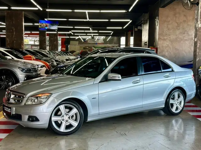 Carro Mercedes-Benz C 180  2011 CGI Kompressor Classic 1.6 16V Aut.