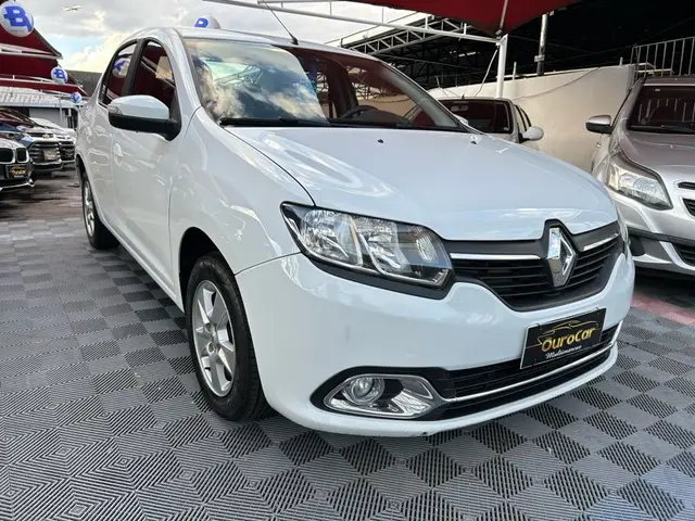 Carro Renault Logan 2015 Dynamique 1.6 8V Easy-r (Aut)