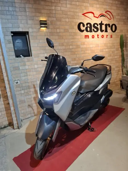 Moto Yamaha NMax 2025 Connected 160 ABS