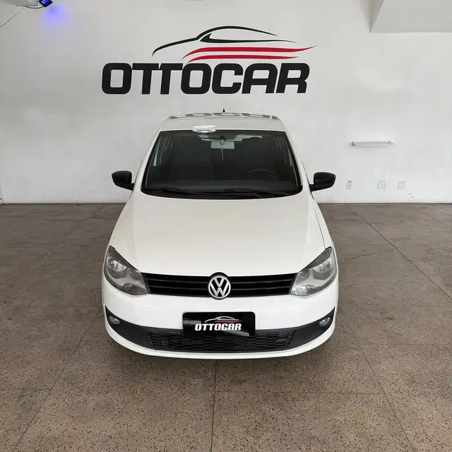 Carro Volkswagen Fox 2010 1.0 8V (Flex) 4p