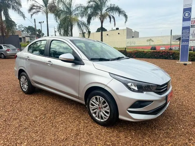 Carro Fiat Cronos 2025 Drive 1.0