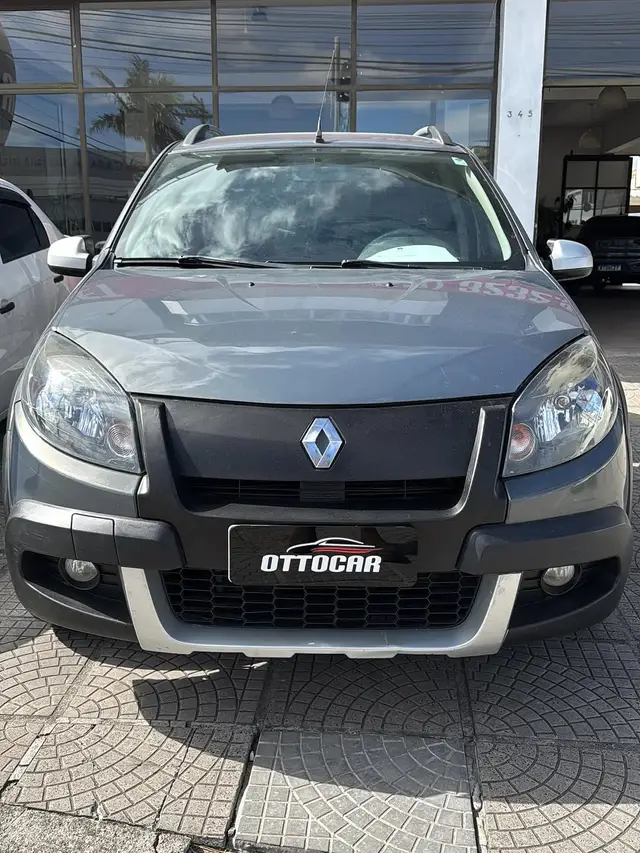 Carro Renault Sandero Stepway 2014 1.6 16V Hi-Flex (aut)