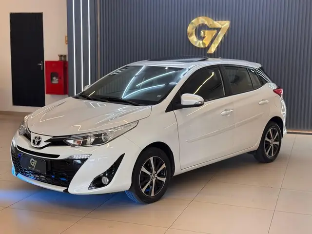 Carro Toyota Yaris 2021 1.5 XLS Connect CVT (Flex)