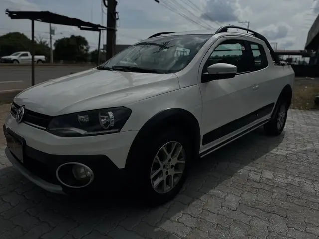 Carro Volkswagen Saveiro 2015 Cross 1.6 16v MSI CD (Flex)