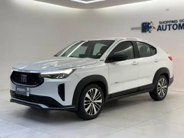 Carro Fiat Fastback 2024 Audace