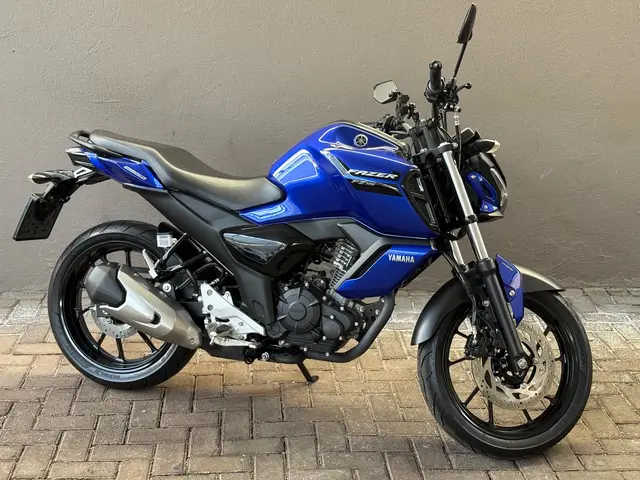 Moto Yamaha Fazer FZ15 2024 ABS