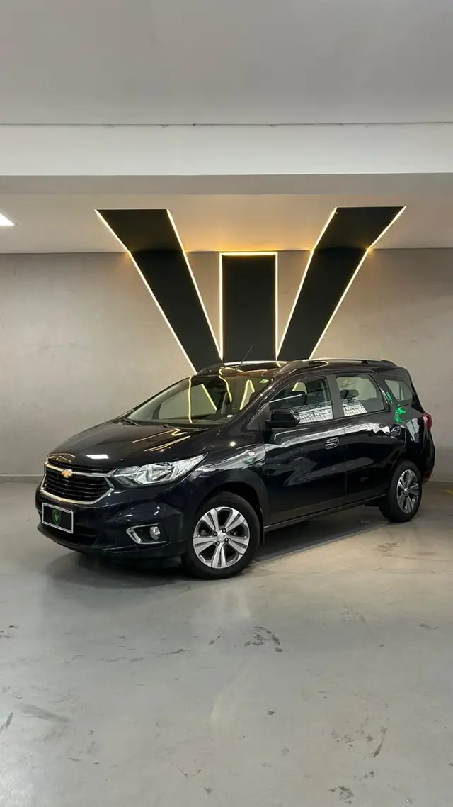 Carro Chevrolet Spin 2024 Premier 1.8 (Aut.)