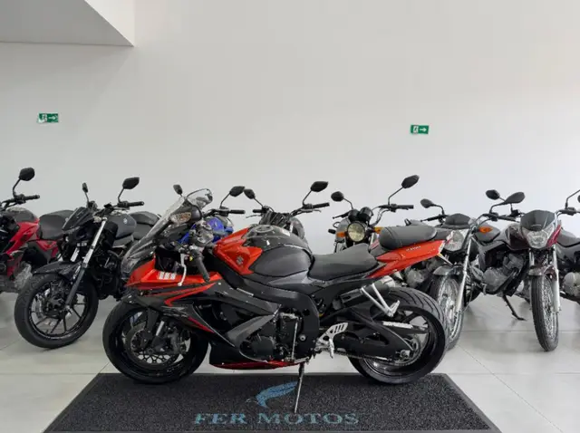 Moto Suzuki Gsx R 750 2010 R 750