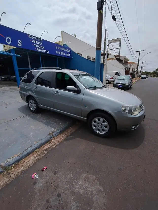 Carro Fiat Palio Weekend 2008 ELX 1.4 8V (Flex)