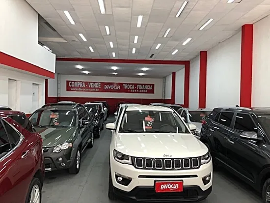Fachada da loja Veículos à venda em Divocar Veículos - Juiz de Fora - MG