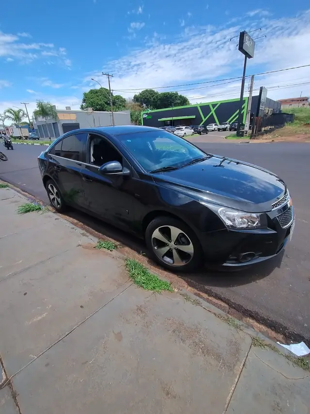 Carro Chevrolet Cruze 2012 LT 1.8 16V Ecotec (Flex)